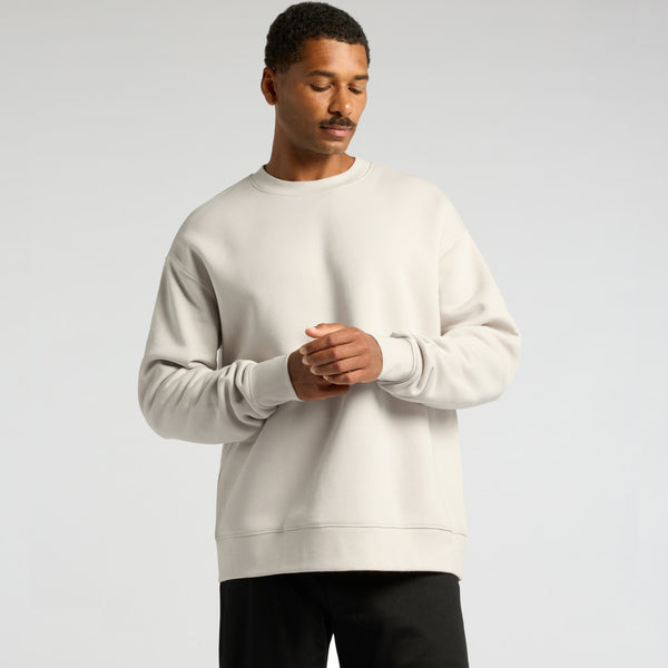 Custom Relax Crew 5160 — regular fit, 350 GSM anti-pill fleece, model wears size L