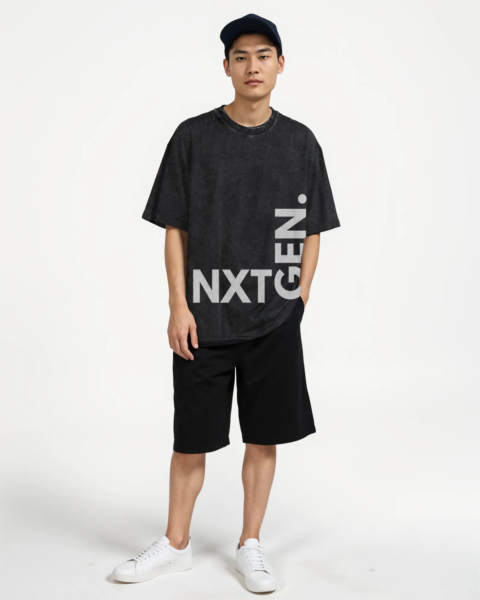 NXTGEN oversized black tee – drop shoulder fit in motion, Empulse™