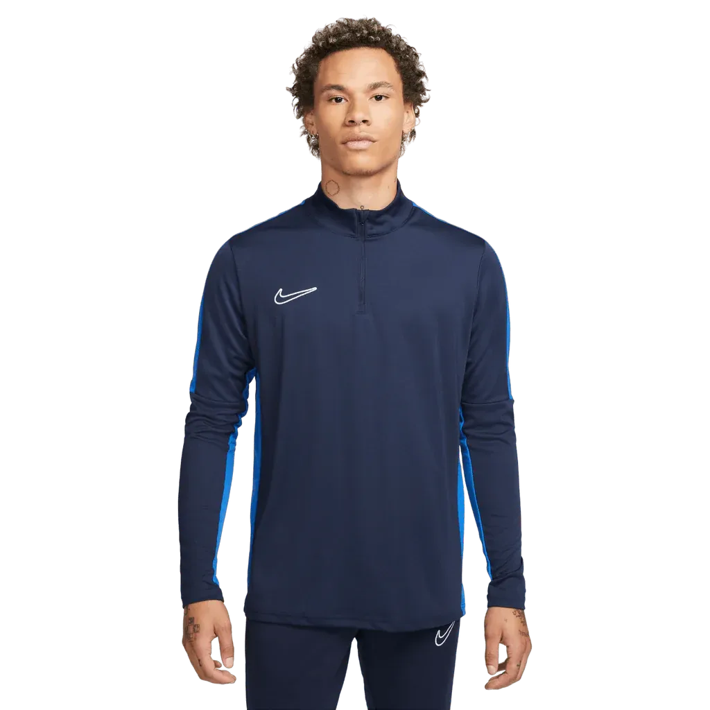 Nike Men’s Academy 23 Drill Top – close-up of navy sleeve with blue stripe panel.