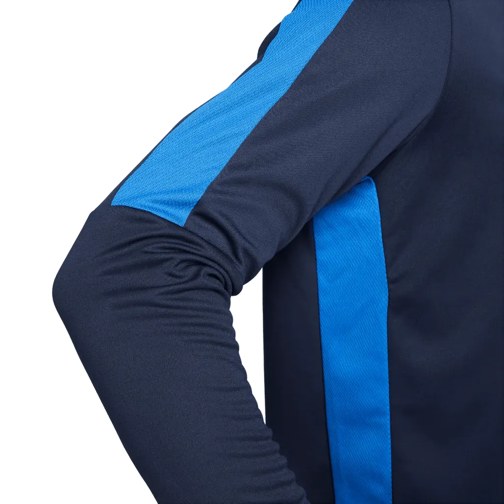 Nike Men’s Academy 23 Drill Top – close-up of navy sleeve with blue stripe panel.