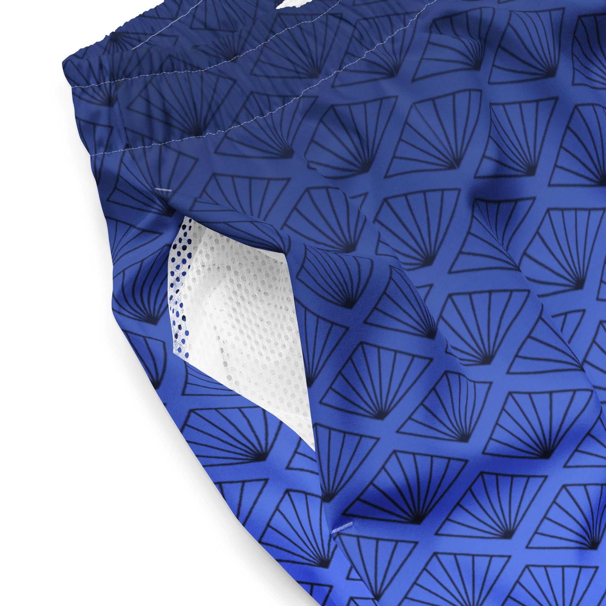 Close-up of Empulse™ Daylight Bloom shorts fabric texture and interior mesh pocket