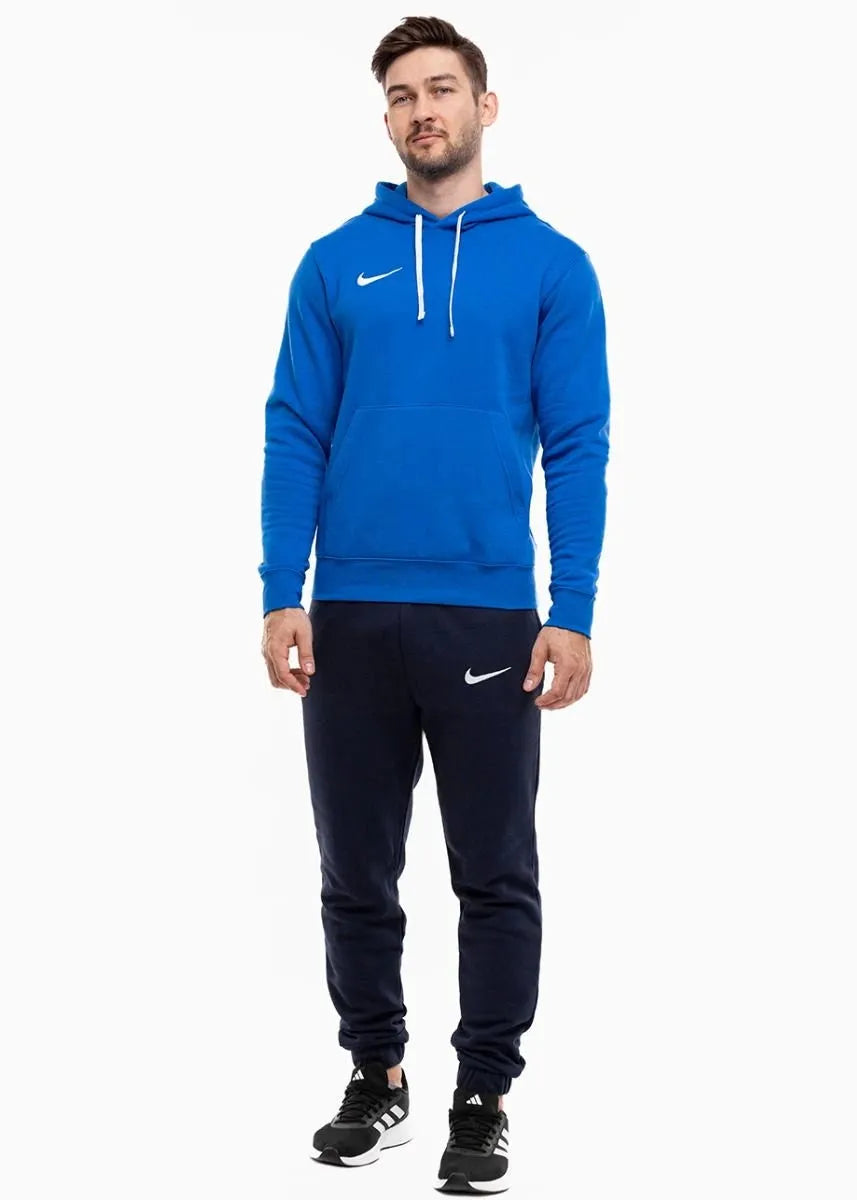 Full front view of man in Nike Park 20 hoodie royal blue