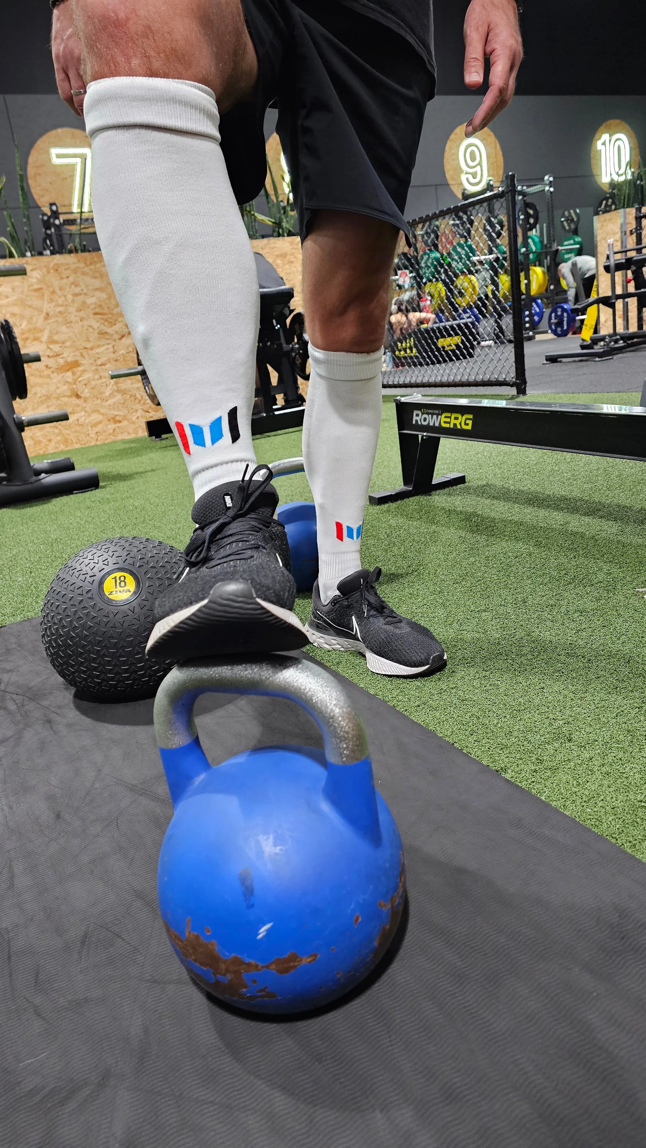 Knee-high Socks 7-12 US | ACE25